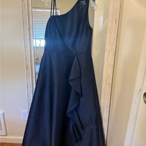 Elegant Navy Blue One-Shoulder Dress